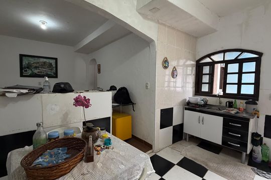 Casa para alugar com 2 quartos, 60m² em Jardim Tucunduva, Carapicuíba