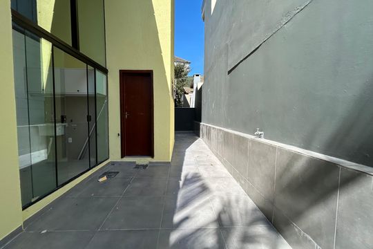 Área de Serviço de casa de condomínio para alugar com 3 quartos, 230m² em Santo Antonio de Lisboa, Florianópolis
