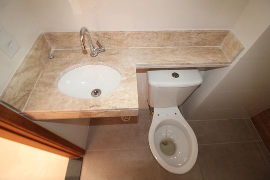 Banheiro de apartamento à venda com 2 quartos, 40m² em Jardim São Paulo, São Paulo