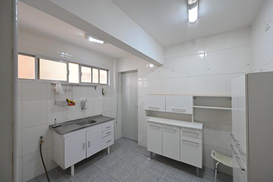 Cozinha de apartamento para alugar com 2 quartos, 86m² em Vila Clementino, São Paulo
