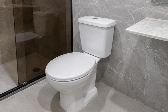 Banheiro de apartamento para alugar com 1 quarto, 93m² em Pituba, Salvador