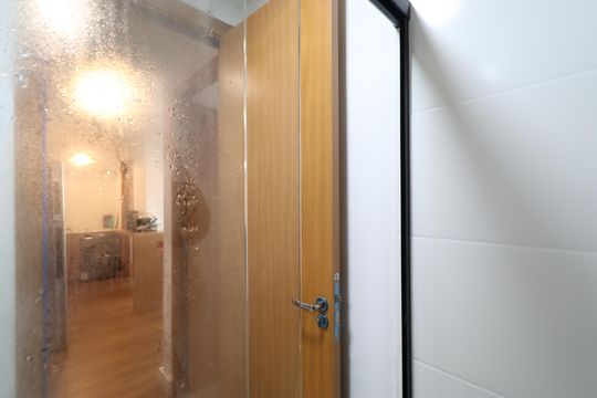 Banheiro  de apartamento para alugar com 2 quartos, 38m² em Lapa, São Paulo