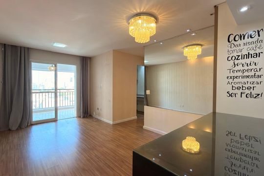 Sala de apartamento à venda com 3 quartos, 77m² em Campestre, Santo André