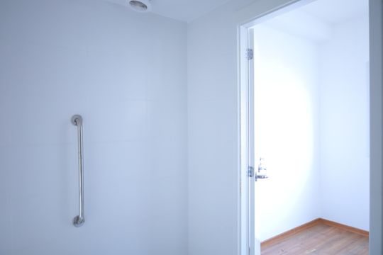 Banheiro de apartamento para alugar com 1 quarto, 37m² em Jardim Norma, São Paulo