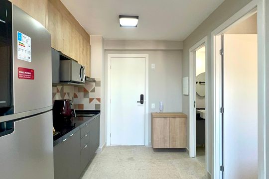 Cozinha de kitnet/studio para alugar com 1 quarto, 28m² em Pinheiros, São Paulo