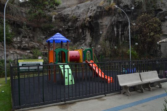 Área comum - Playground de apartamento para alugar com 2 quartos, 47m² em Jardim Vitoria, Belo Horizonte