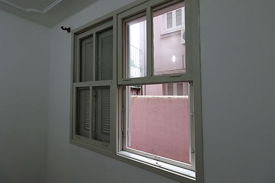Janela do Quarto 1 de apartamento à venda com 2 quartos, 64m² em Bom Fim, Porto Alegre