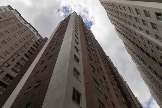 Fachada de apartamento à venda com 2 quartos, 34m² em Parque Industrial Tomas Edson, São Paulo