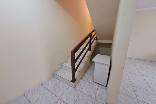 Área externa de casa à venda com 2 quartos, 145m² em Jardim Caçula, Jundiaí