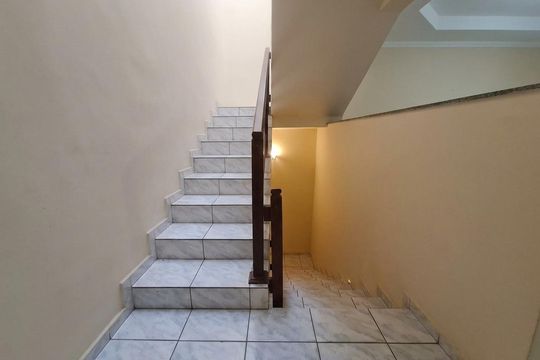 Área externa de casa à venda com 2 quartos, 145m² em Jardim Caçula, Jundiaí