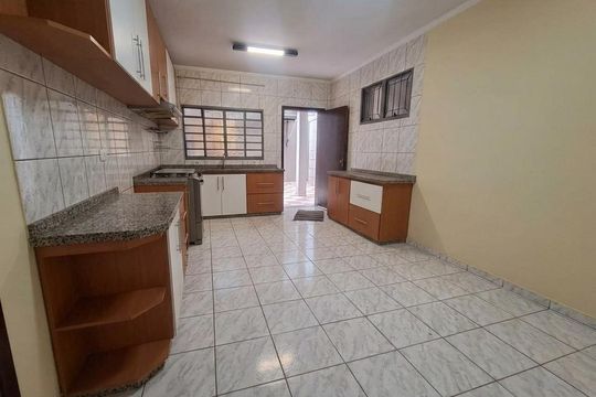 Cozinha de casa à venda com 2 quartos, 145m² em Jardim Caçula, Jundiaí