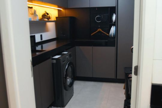 Área de Serviço de apartamento para alugar com 3 quartos, 155m² em Vila Sofia, São Paulo