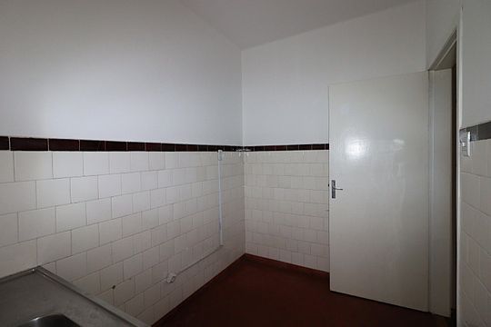 Cozinha de apartamento para alugar com 2 quartos, 64m² em Bom Fim, Porto Alegre