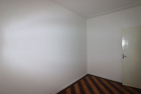 Quarto 1 de apartamento para alugar com 2 quartos, 51m² em Bom Fim, Porto Alegre