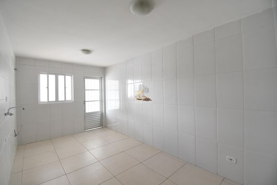 Cozinha de apartamento à venda com 3 quartos, 61m² em Bacacheri, Curitiba