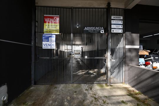 Apartamento à venda com 3 quartos, 61m² em Bacacheri, Curitiba