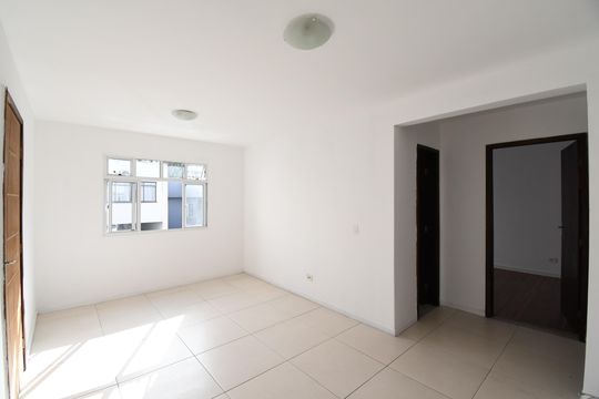 Apartamento à venda com 3 quartos, 61m² em Bacacheri, Curitiba