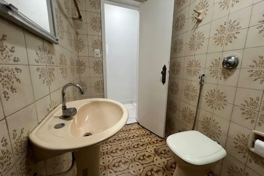 Banheiro de casa para alugar com 3 quartos, 200m² em Tabajaras, Uberlândia