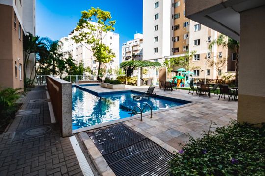 Área comum - Piscina de apartamento à venda com 2 quartos, 56m² em Planalto, Belo Horizonte