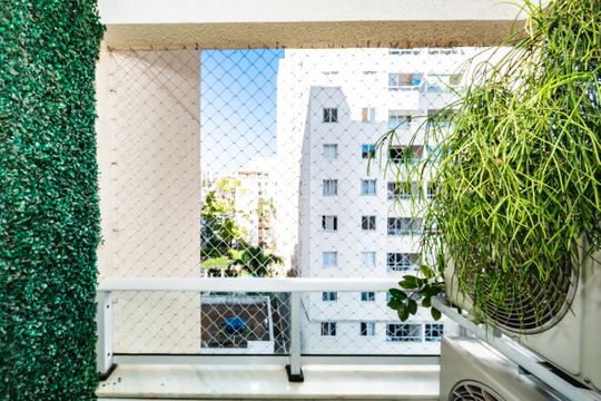 Varanda da Sala de apartamento à venda com 2 quartos, 56m² em Planalto, Belo Horizonte