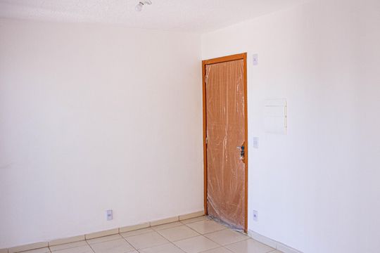 Apartamento para alugar com 2 quartos, 44m² em Guaratiba, Rio de Janeiro