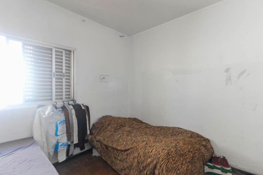 Casa à venda com 3 quartos, 200m² em Vila Anadir, São Paulo