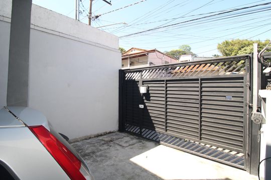 Garagem de casa para alugar com 3 quartos, 123m² em Vila Dom Pedro Ii, São Paulo