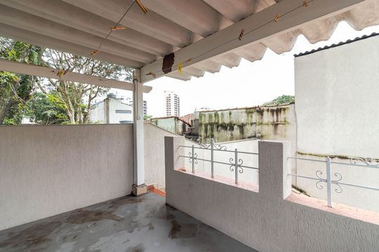 Quintal Superior de casa à venda com 3 quartos, 340m² em Água Fria, São Paulo