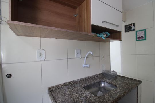 Cozinha de apartamento à venda com 2 quartos, 48m² em Taquara, Rio de Janeiro