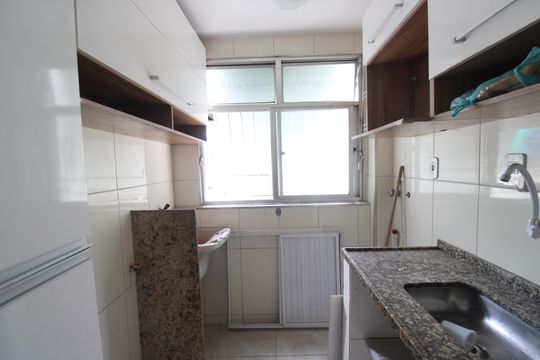 Área de serviço de apartamento à venda com 2 quartos, 48m² em Taquara, Rio de Janeiro