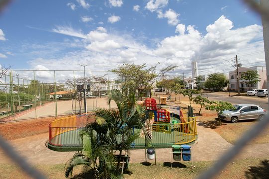 Vista da Sacada de apartamento para alugar com 2 quartos, 50m² em Qc 7, Brasília