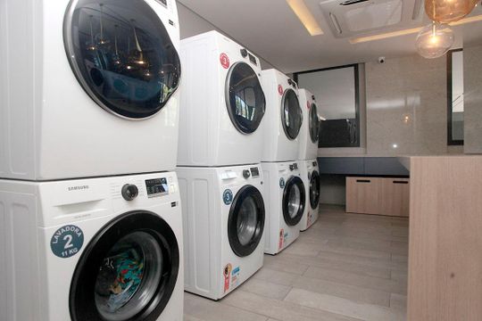Área Comum - Lavanderia de kitnet/studio para alugar com 1 quarto, 76m² em Mont’serrat, Porto Alegre