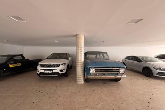 Garagem de apartamento para alugar com 3 quartos, 80m² em Vila Assunção, Santo André