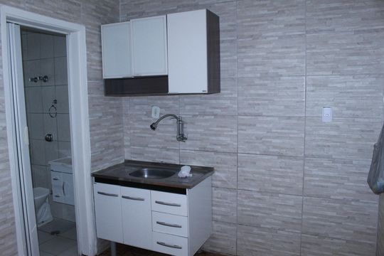 Kitnet/Studio para alugar com 1 quarto, 28m² em República, São Paulo