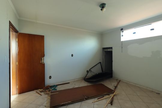 Escritório 2 de casa à venda com 4 quartos, 359m² em Parque Industriario, Santo André