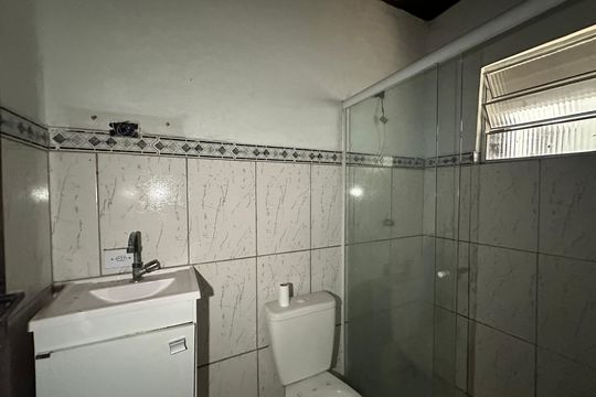 Banheiro de casa para alugar com 1 quarto, 30m² em Parque Esmeralda, Barueri