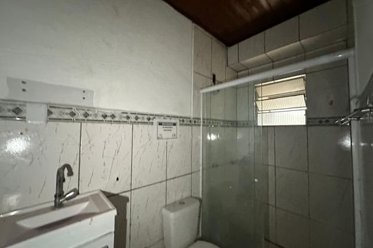 Banheiro de casa para alugar com 2 quartos, 50m² em Parque Esmeralda, Barueri