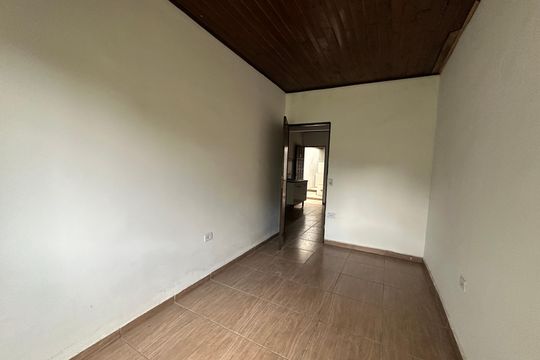 Quarto 1 de casa para alugar com 2 quartos, 50m² em Parque Esmeralda, Barueri