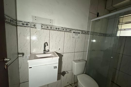 Banheiro de casa para alugar com 2 quartos, 50m² em Parque Esmeralda, Barueri