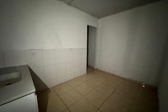 Sala/Cozinha de casa para alugar com 1 quarto, 25m² em Parque Esmeralda, Barueri