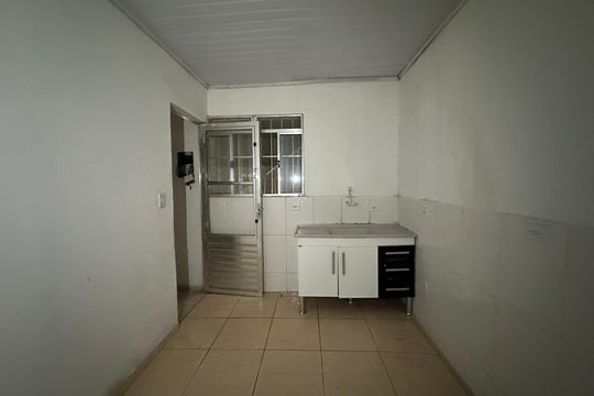 Sala/Cozinha de casa para alugar com 1 quarto, 25m² em Parque Esmeralda, Barueri