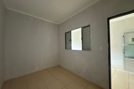 Quarto de casa para alugar com 1 quarto, 40m² em Parque Esmeralda, Barueri
