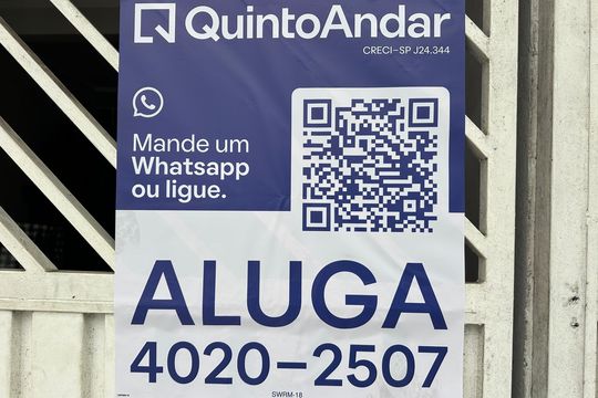 Fachada de casa para alugar com 2 quartos, 55m² em Parque Esmeralda, Barueri