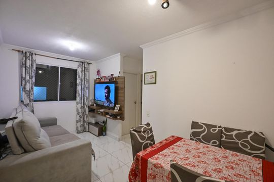 Apartamento para alugar com 2 quartos, 40m² em Jardim do Lago, São Paulo