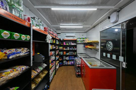 Mercadinho de apartamento para alugar com 2 quartos, 40m² em Jardim do Lago, São Paulo