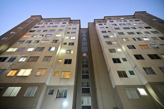 Fachada de apartamento para alugar com 2 quartos, 40m² em Jardim do Lago, São Paulo