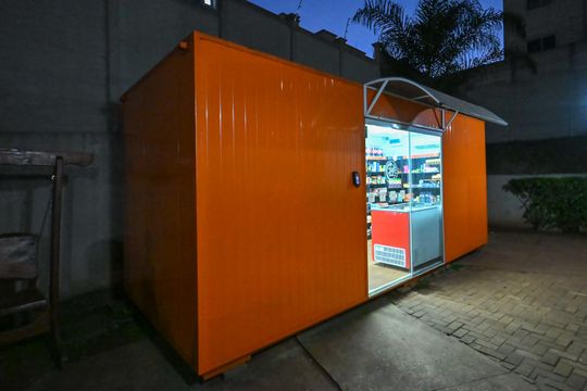 Mercadinho de apartamento para alugar com 2 quartos, 40m² em Jardim do Lago, São Paulo