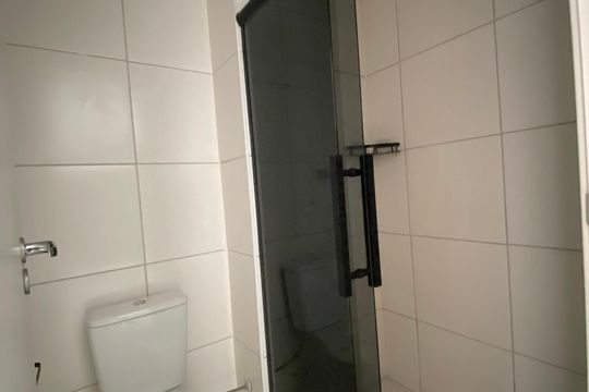 Banheiro de apartamento à venda com 2 quartos, 38m² em Jaguaré, São Paulo