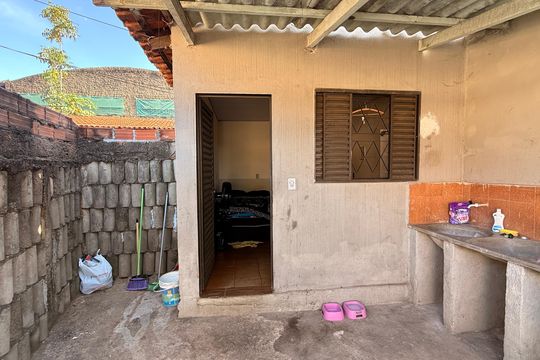Área de Serviço de casa à venda com 6 quartos, 495m² em Cidade Jardi, Goiânia