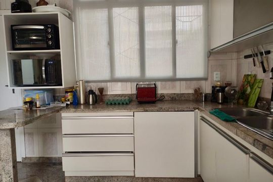 Cozinha de apartamento para alugar com 3 quartos, 160m² em Serra, Belo Horizonte